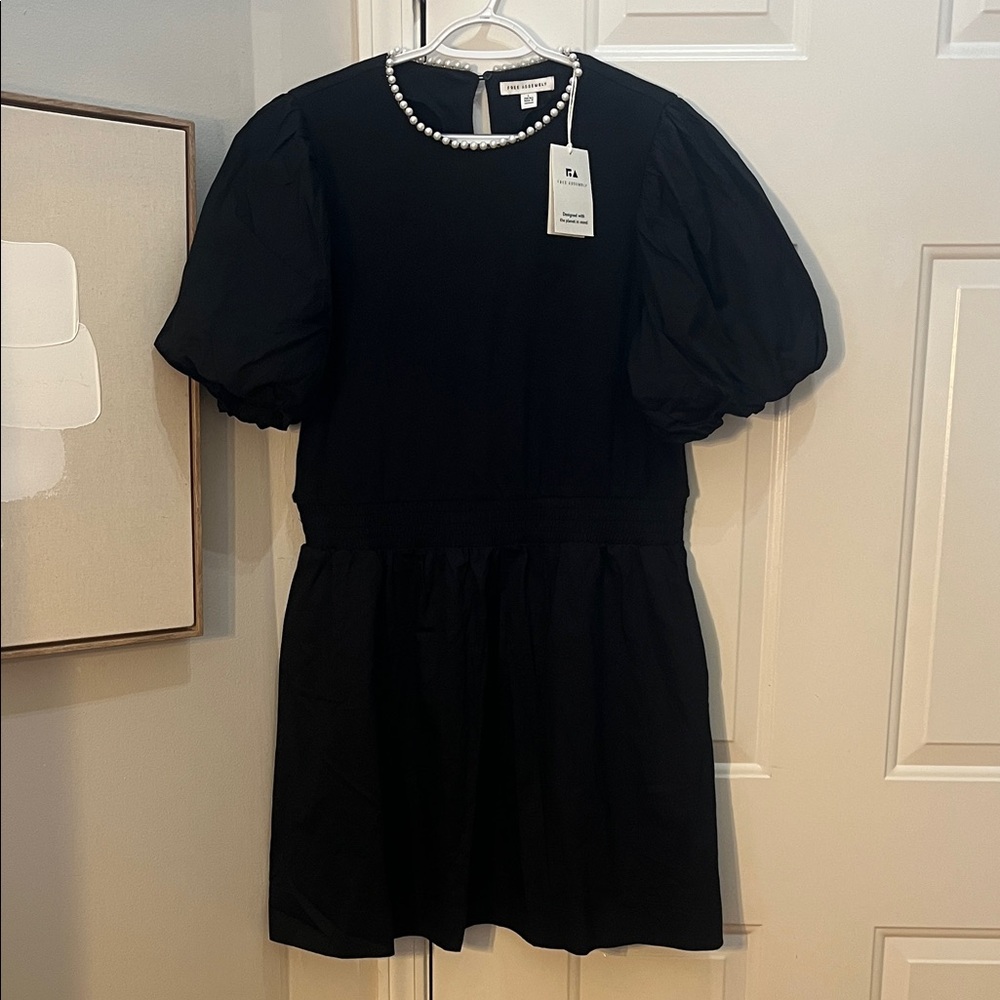 Stylish Black Puff Sleeve Dress